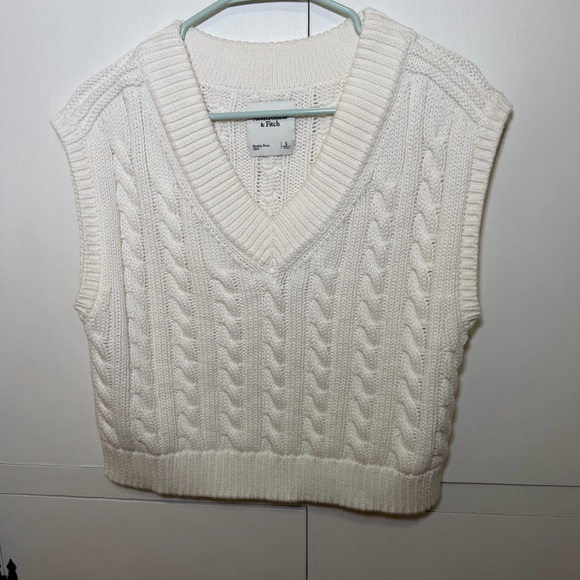 Abercrombie & Fitch Sweaters - Abercrombie & Fitch White V-Neck Sweater Vest